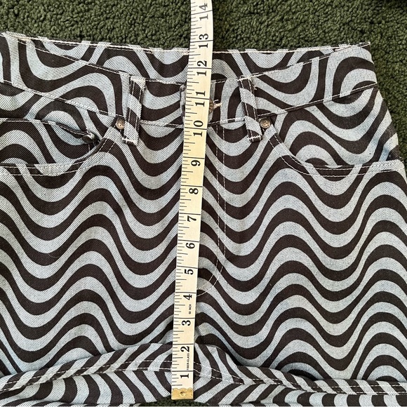 The Ragged Priest Wave Print High Rise Straight Leg Rigid Mom Jeans Size 24 - Picture 9 of 11